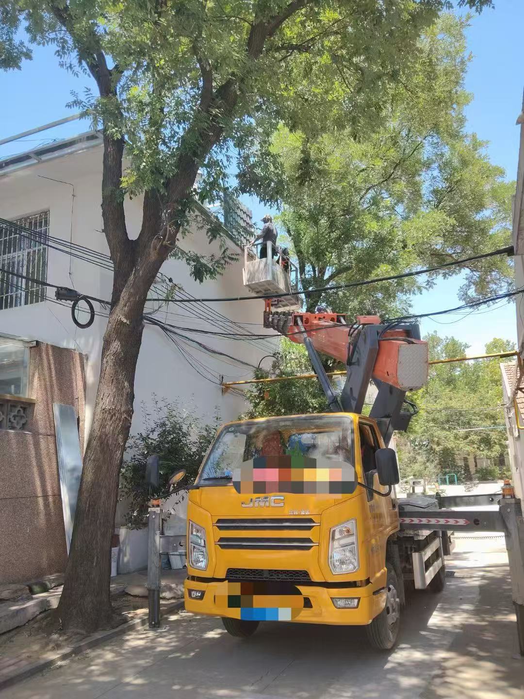 广汉市高空作业车能吊装重物吗？最大承载多少公斤？